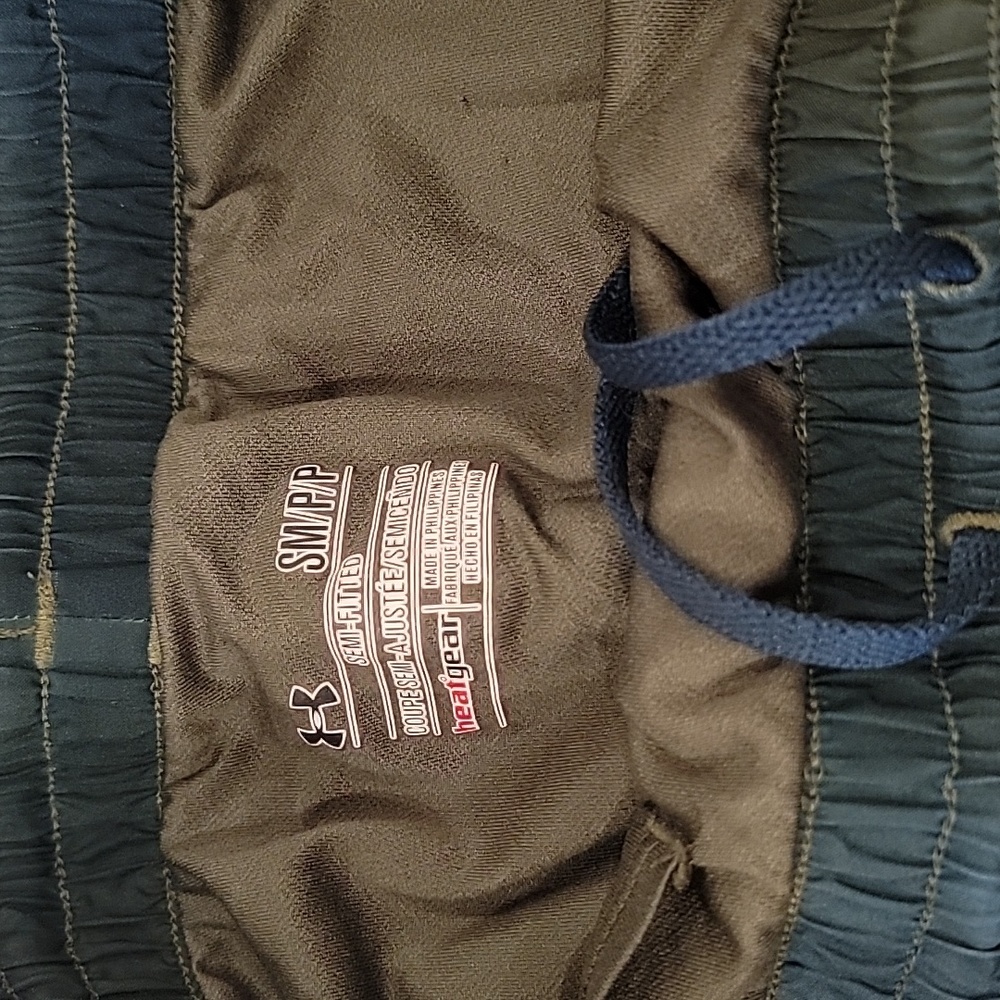 Under Armour Running Short - Picture 2 of 3